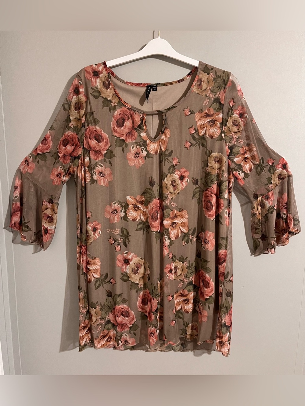 Obsession Floral Keyhole Blouse
